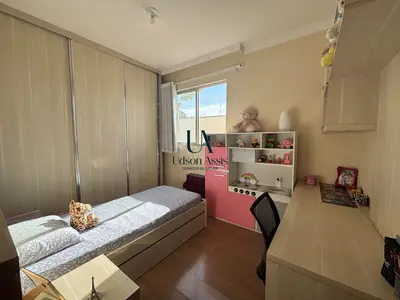 Quarto do apartamento de 3 quartos à venda no Silvestre, em Viçosa MG.