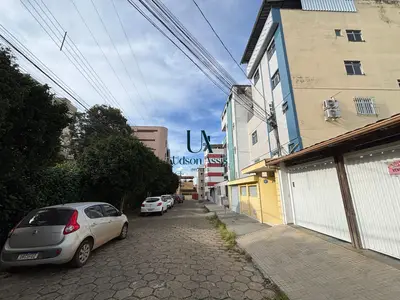 Rua do apartamento de 4 quartos à venda no Fátima, em Viçosa MG.