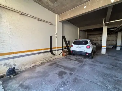 Garagem do penthouse de 3 quartos à venda no Fátima, em Viçosa/MG.